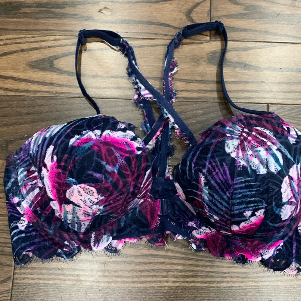 Pink by Victoria secret bra 36D front closure
